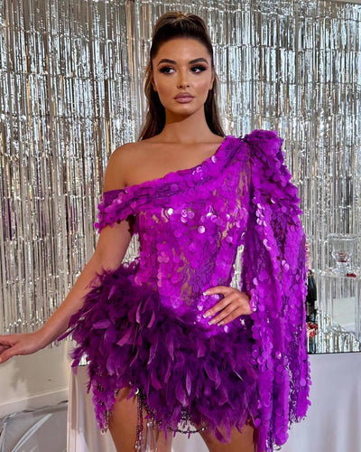 Luxury Purple Sequined Feather One-Shoulder Short Dress – Perfect for Parties and Stage Performances